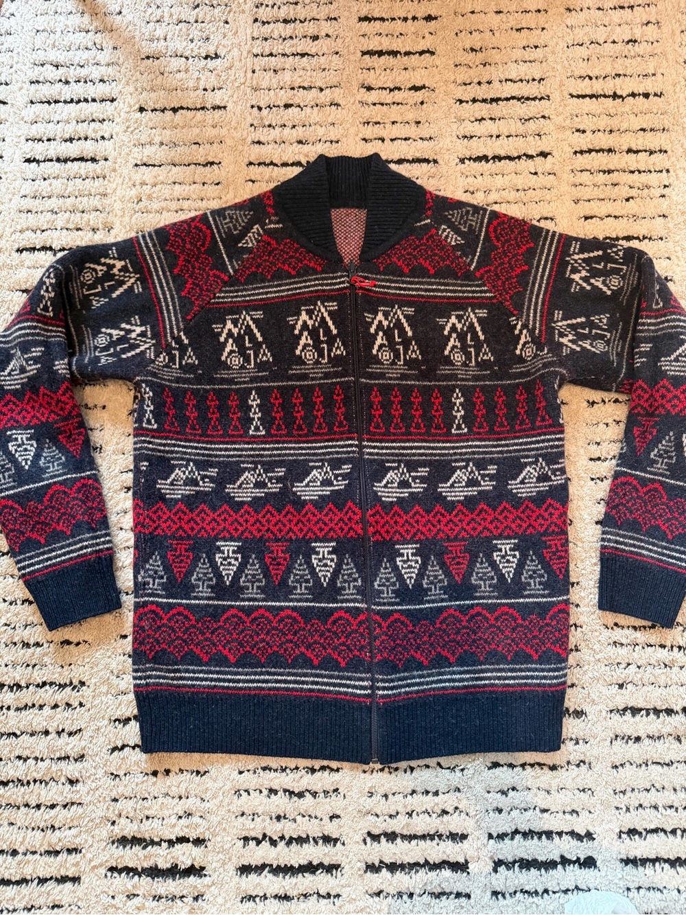 Ski Sweater 100% wool